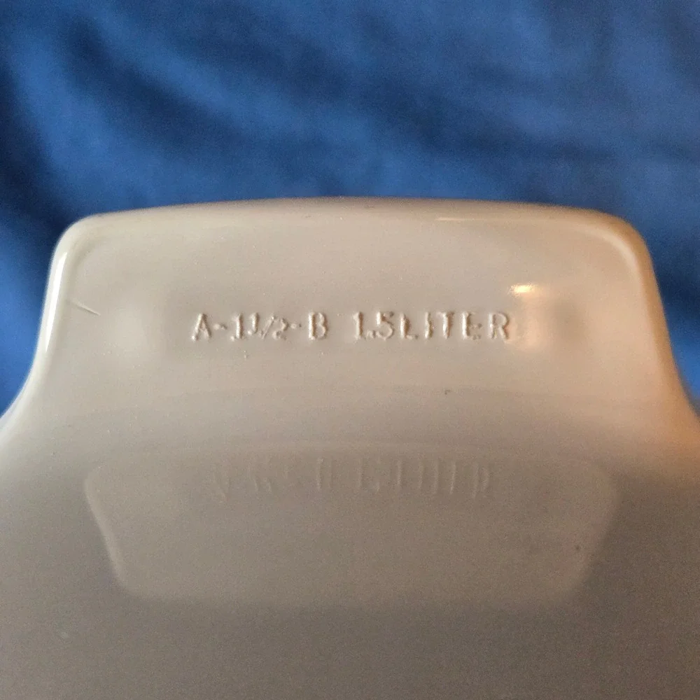 Corning Ware English Meadow A-1 1/2-B 1.5 Liter Square Casserole Dish Vintage
